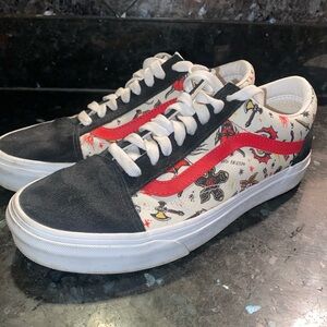 Women’s Stranger Things Size 8 Vans